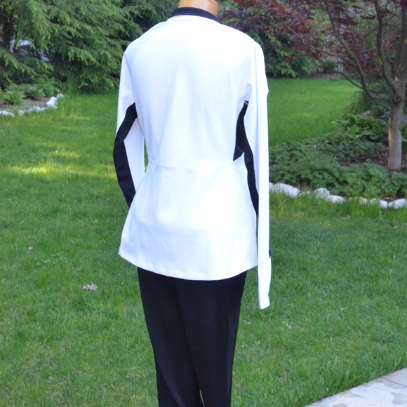 DANSKIN ACTIVE WEAR ZIPPER JACKET WITH POCKETS - Picture 3 of 5